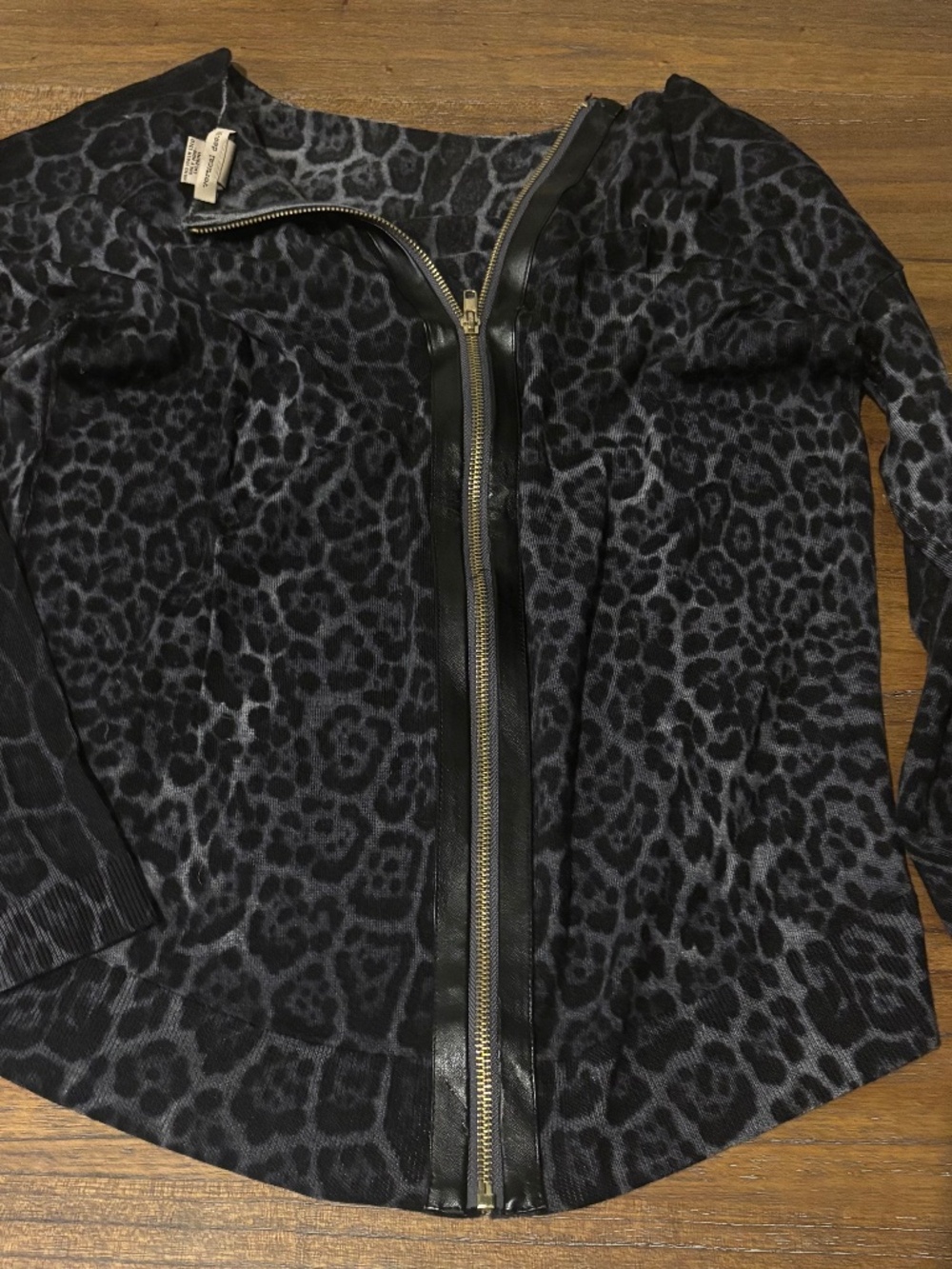 Vertical Design Womens Zip-Up, Animal Printed Design, Size S